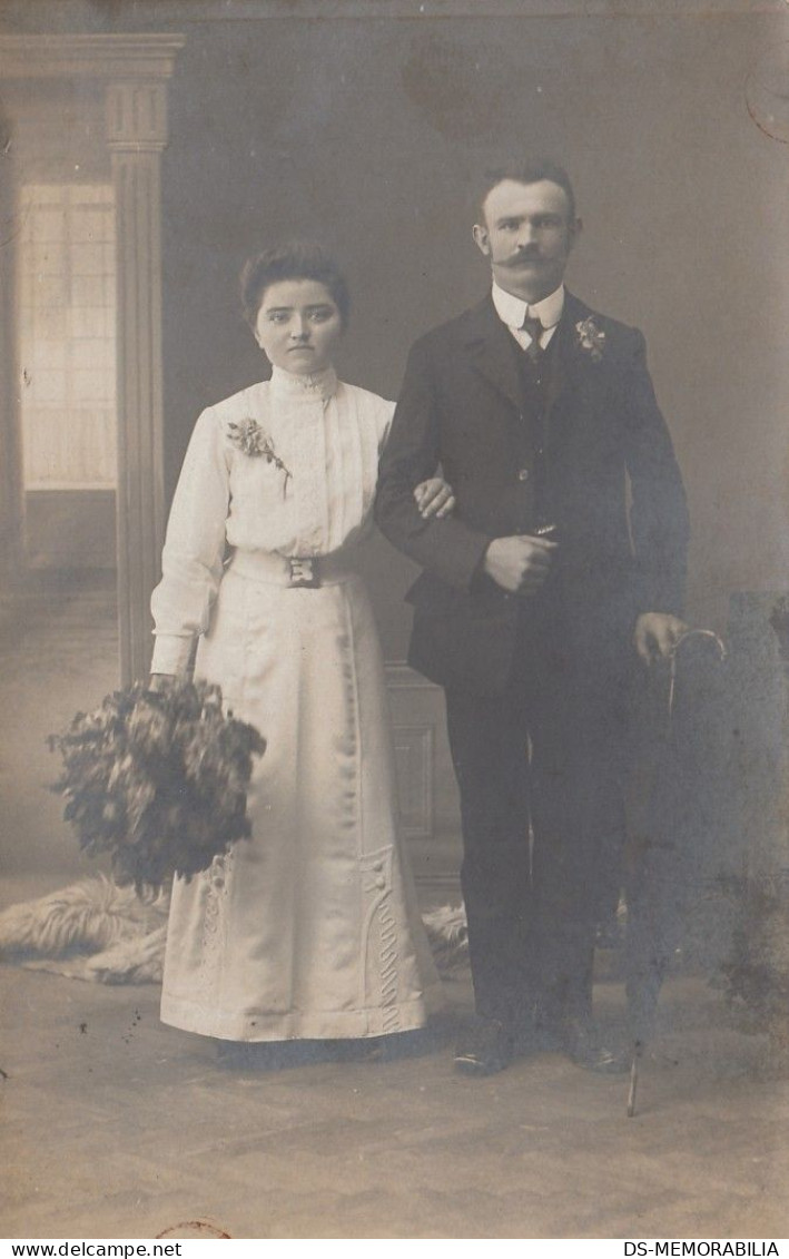 Bride & Groom , Wedding , Marriage , Mariage , Hochzeit Real Photo Postcard , Atelier Rechnitzer Zagreb 1911 - Noces