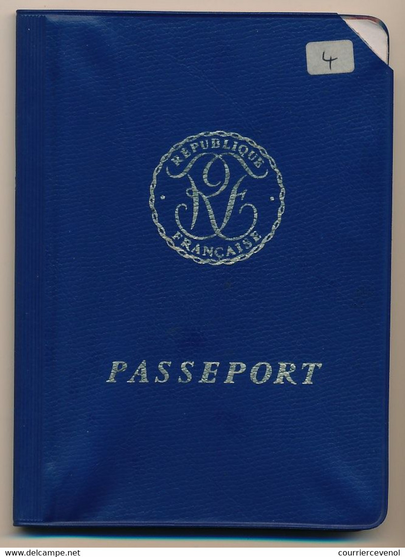 FRANCE - FISCAUX 100F Et 335f Type Daussy Sur Passeport - Palaiseau / Essonne - 1979 Et 1985 - Sonstige & Ohne Zuordnung