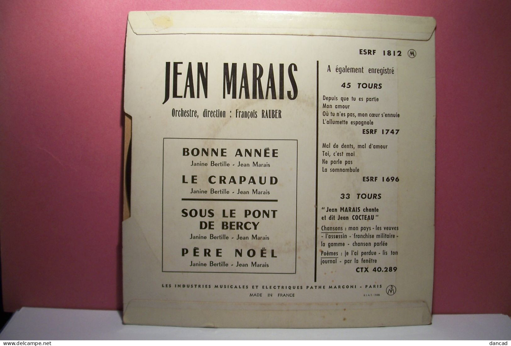DISQUE  VINYLE - 45 Tours  " JEAN  MARAIS " - Père Noel - Bonne Année  - ( Pas De Reflet Sur L'original ) - Chants De Noel