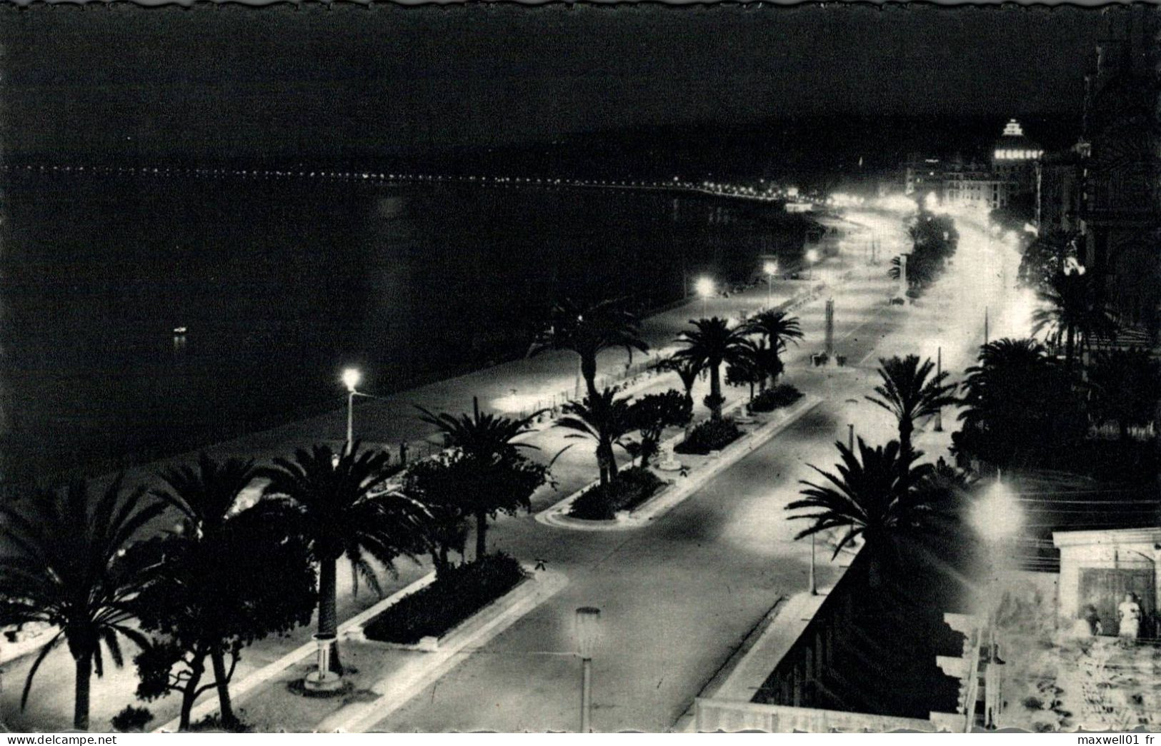 L9 - Nice La Nuit - La Baie Des Anges - Nice Bij Nacht