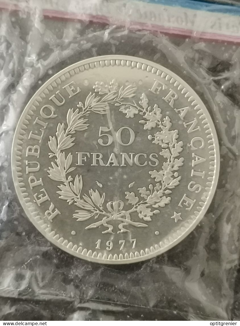 COFFRET PIEFORT ARGENT 50 FRANCS HERCULE 1977 N° 621/465 AU REEL / SILVER FRANCE - 50 Francs