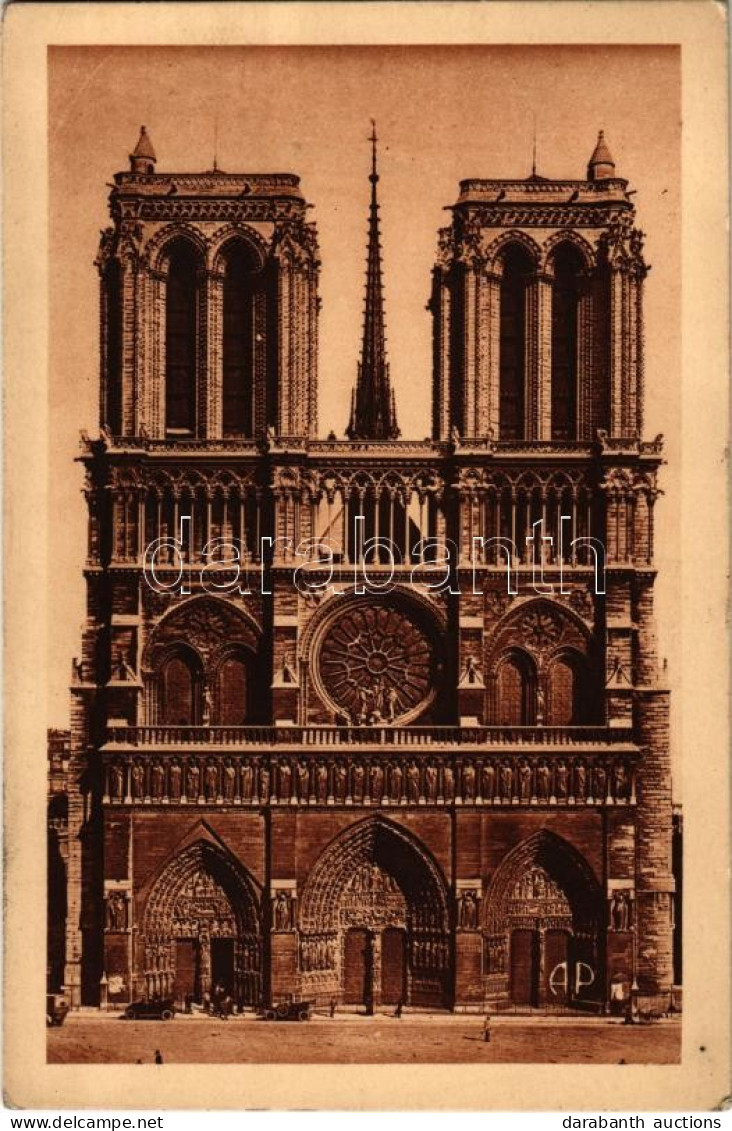 T2 Paris, Notre Dame, La Facade / Church - Non Classés