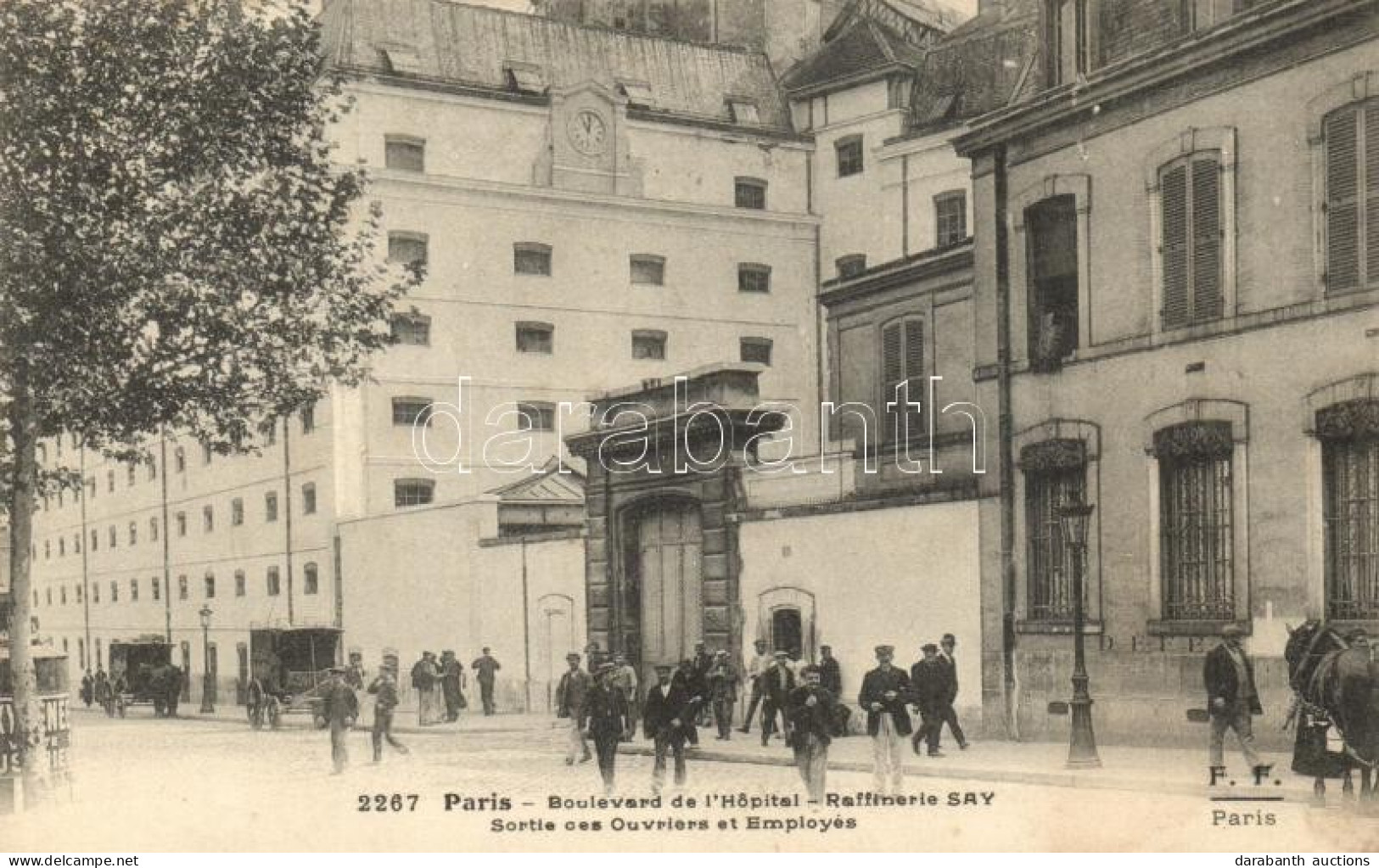 T2 Paris, Boulevard De L'Hopital, Raffinerie SAY / SAY Sugar Refinery Factory, Workers Outside - Ohne Zuordnung