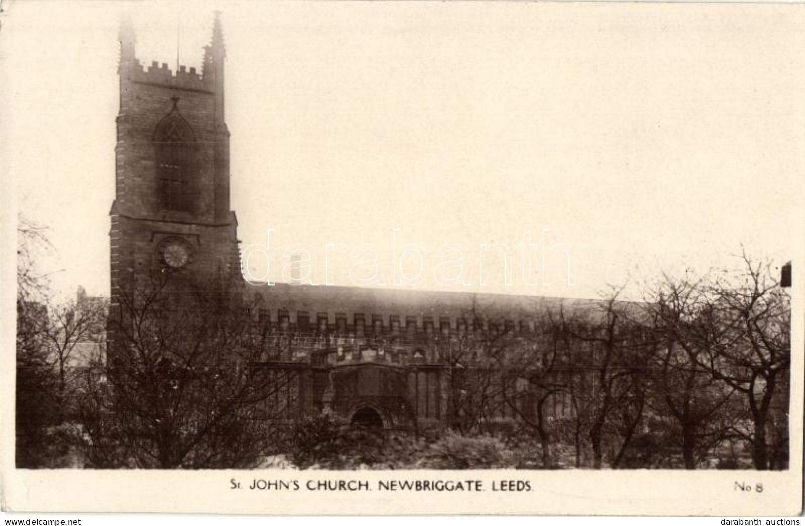 ** T2 Leeds, New Briggate, St. John's Church - Ohne Zuordnung