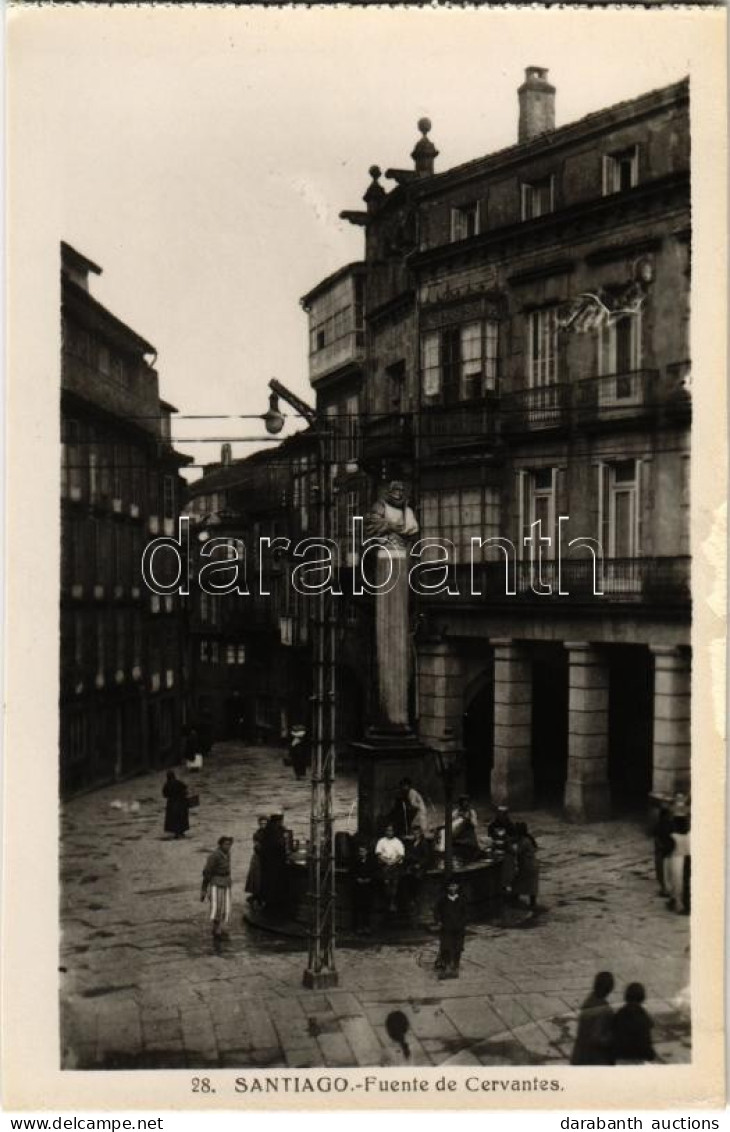 ** T2/T3 Santiago De Compostela, Fuente De Cervantes / Fountain, Street View - From Postcard Booklet - Zonder Classificatie