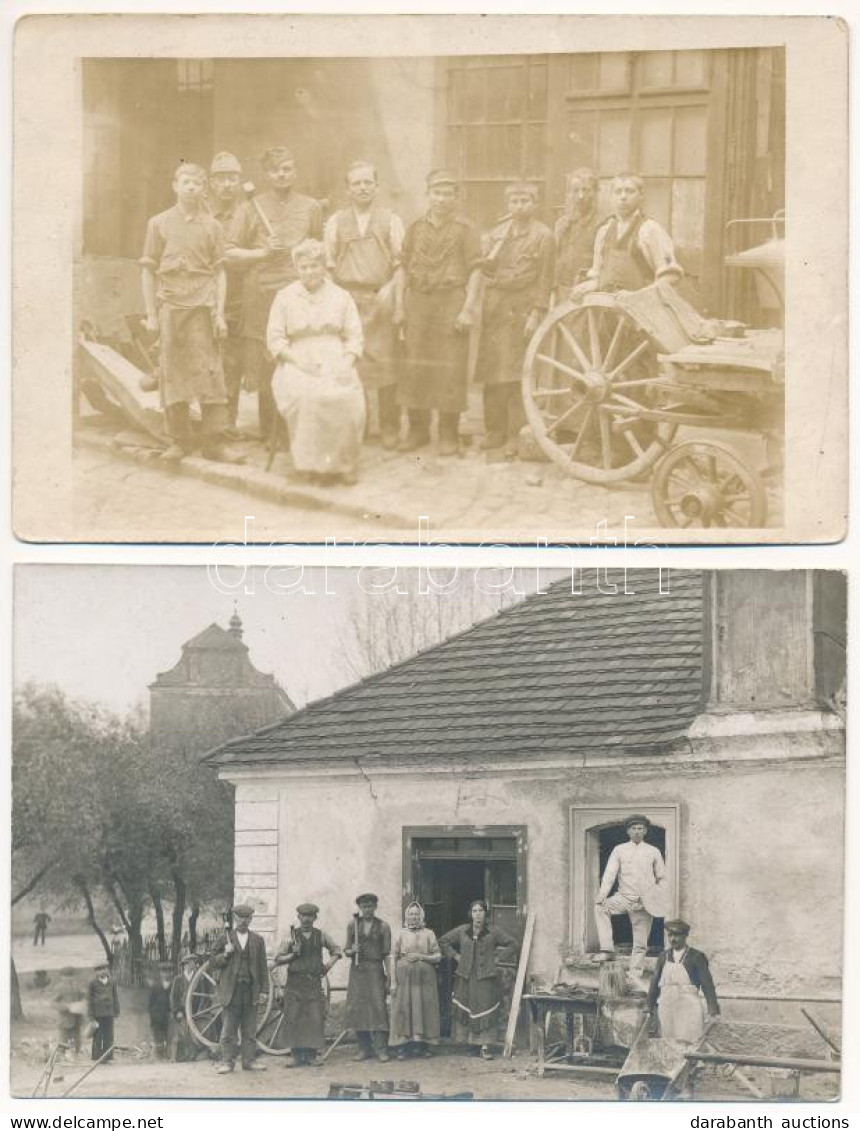 ** Kerékgyártók Javítás Közben - 2 Db Eredeti Fotó Képeslap / 2 Original Photo Postcards Of Wheel Manufacturers - Non Classés