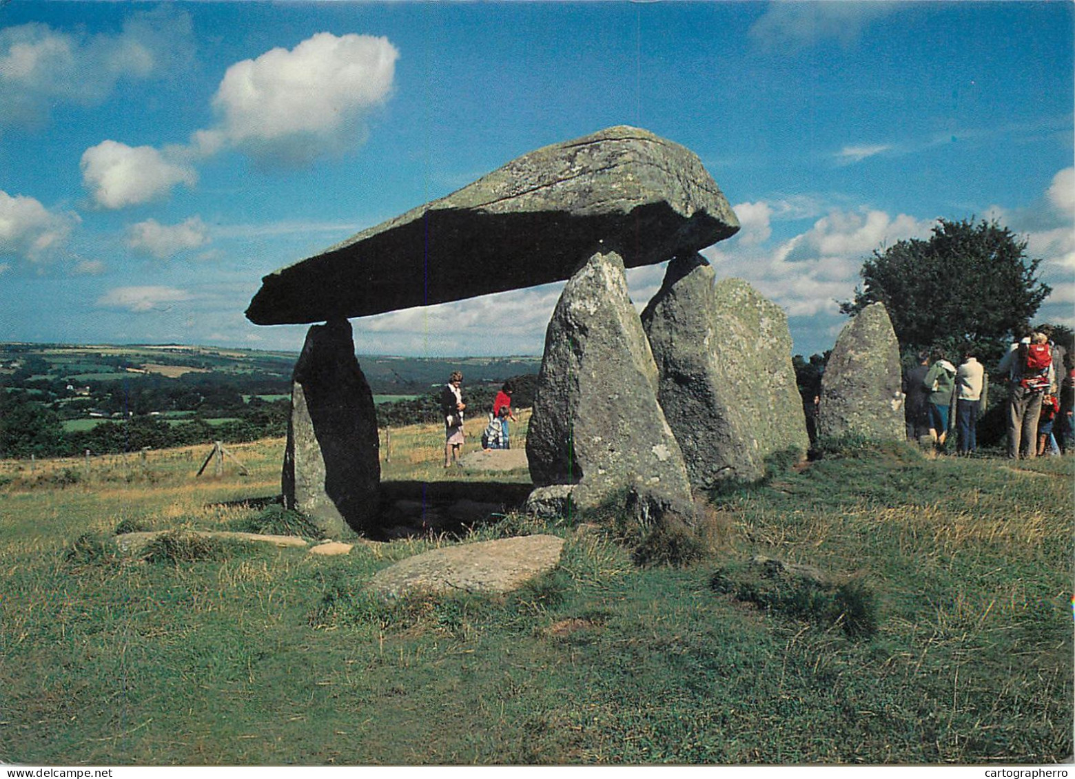 Postcard United Kingdom Wales Pembrokeshire Pentre Ifan Stone Formation - Pembrokeshire