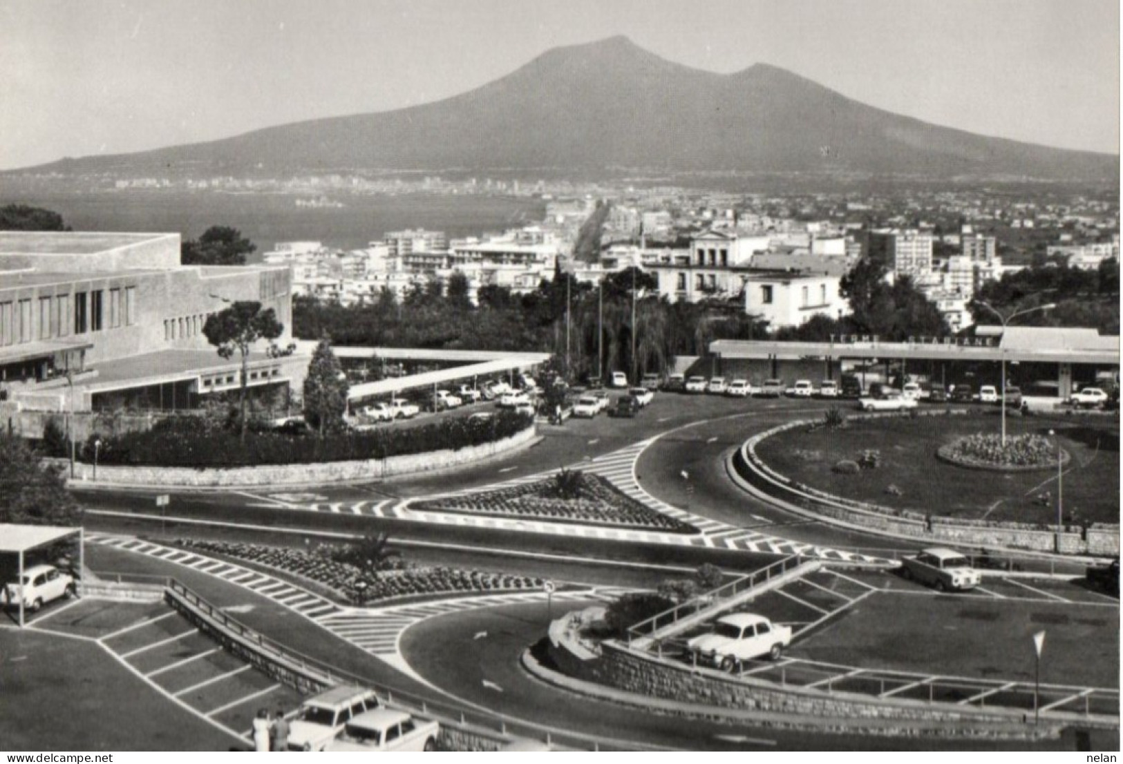 CASTELLAMMARE DI STABIA - INGRESSO ALLE NUOVE TERME STABIANE E PANORAMA -  F.G - N.V - Castellammare Di Stabia