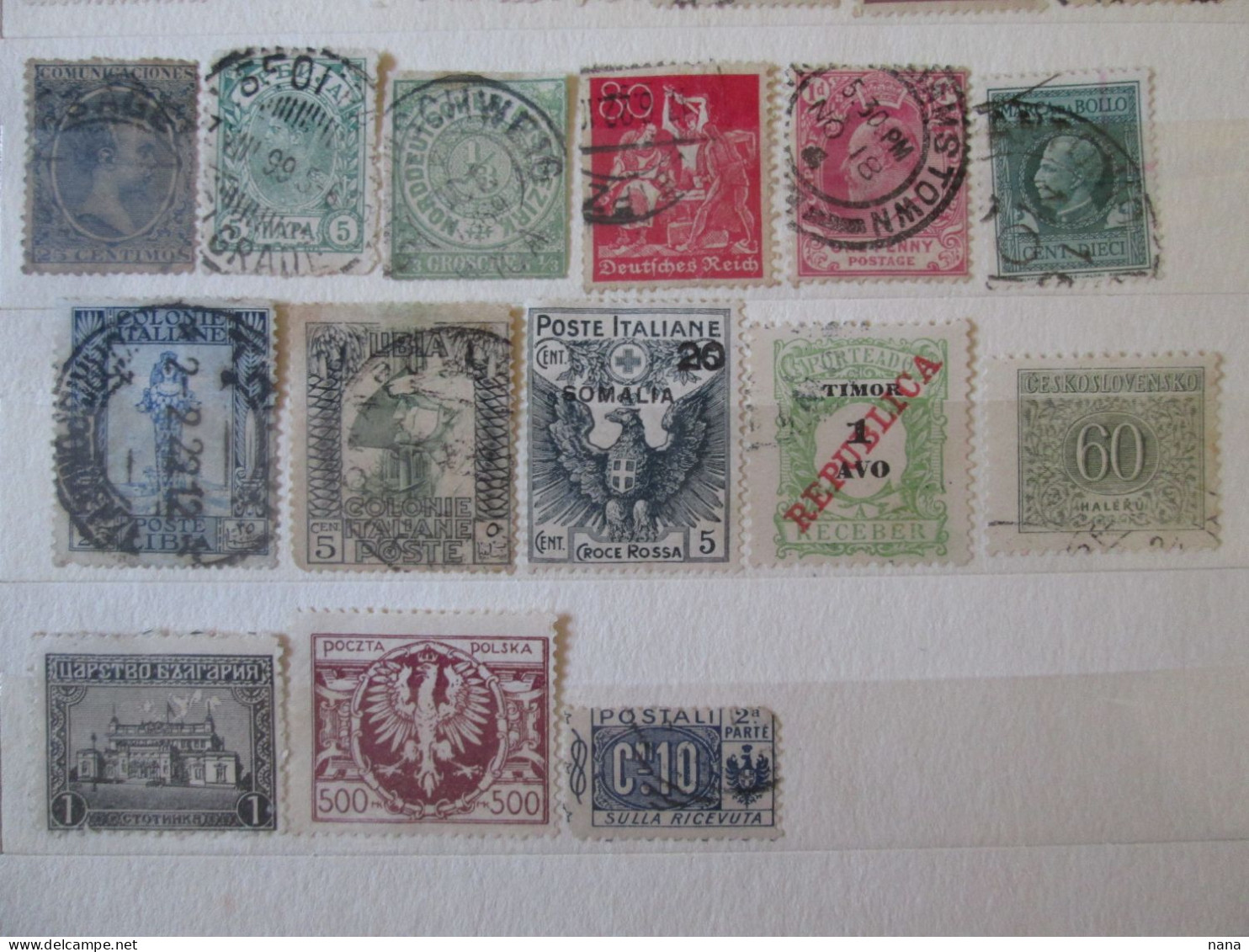 Lot De 32 Timbres Certains Avec Charnieres,voir Les Photos/Lot Of 32 Stamps Some With Hinges,see Pictures - Collections (sans Albums)