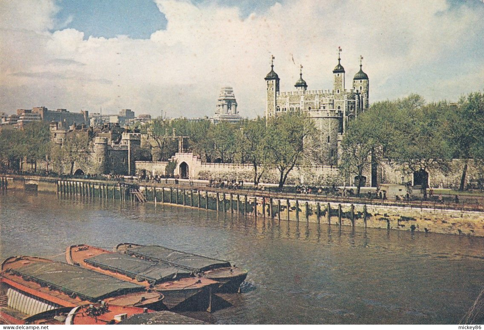 U-K-- LONDON --1960-- Péniches Sur La Tamise  .timbre.....oblitération.........à Saisir - River Thames