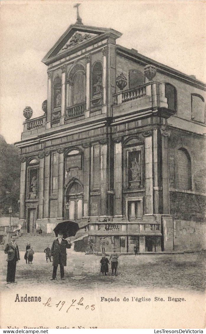 BELGIQUE - Andenne - Façade De L'église Sainte Begge - Carte Postale Ancienne - Andenne