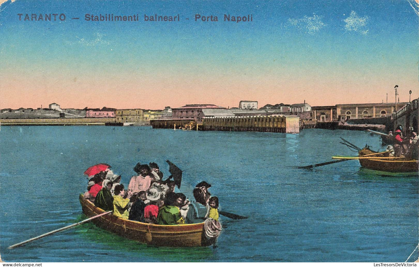 ITALIE - Taranto - Etablissement De Bains - Porta Napoli - Colorisé - Carte Postale Ancienne - Taranto