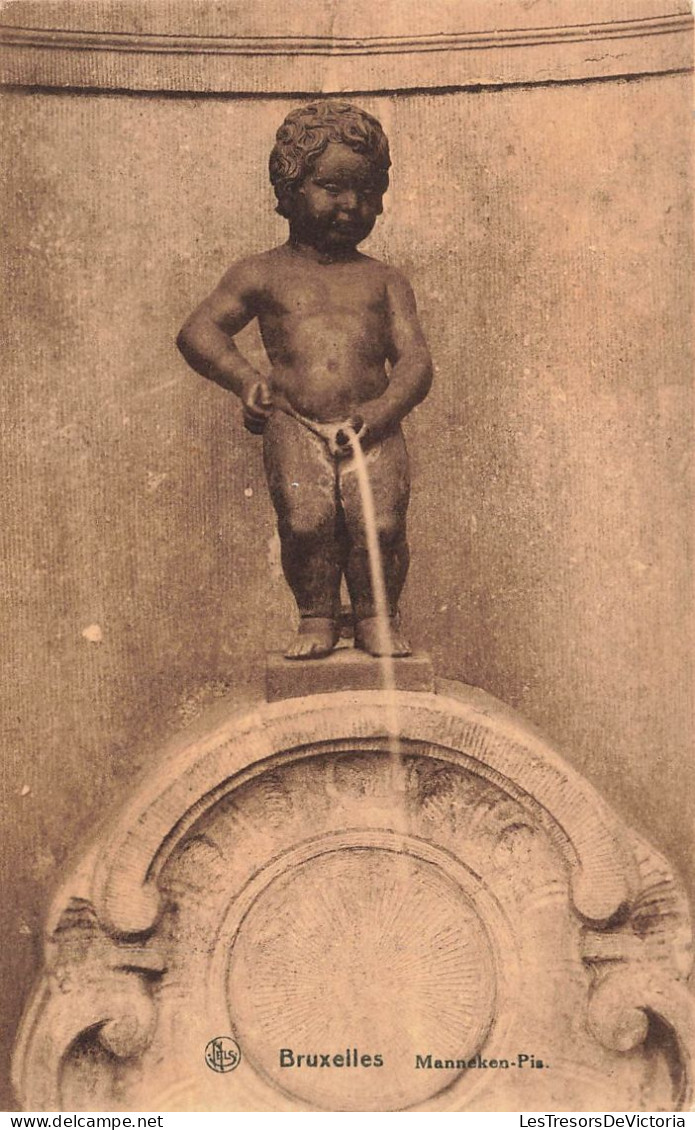 BELGIQUE - Bruxelles - Manneken Pis - Carte Postale Ancienne - Monumenti, Edifici