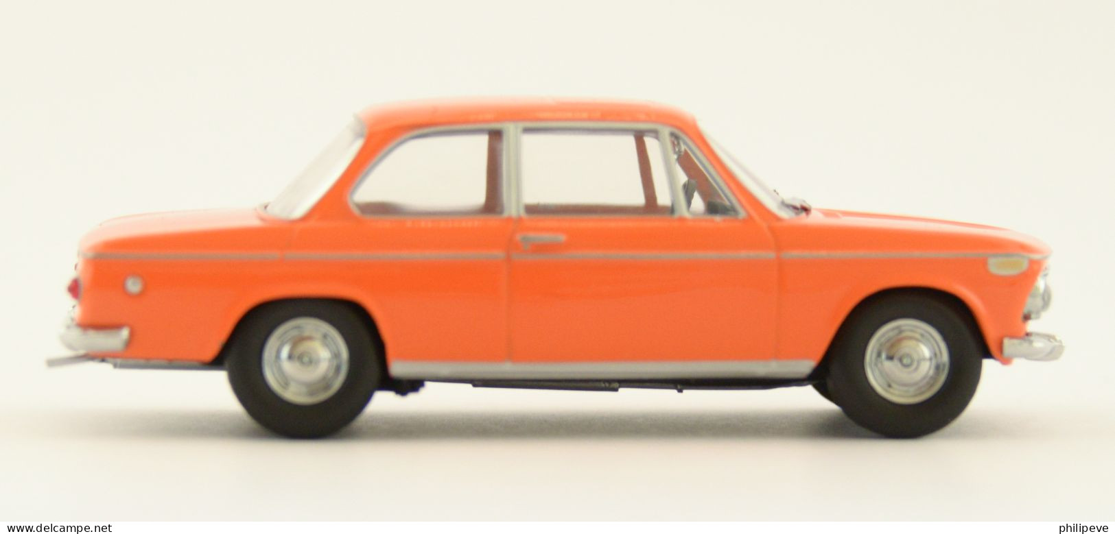 BMW 2002 - SCHUCO 1:43 - Schuco