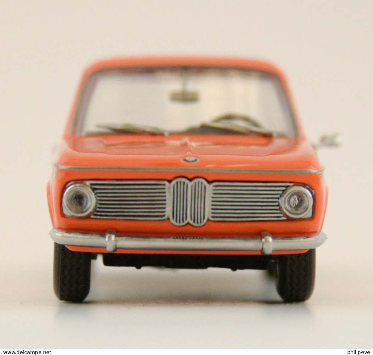 BMW 2002 - SCHUCO 1:43 - Schuco