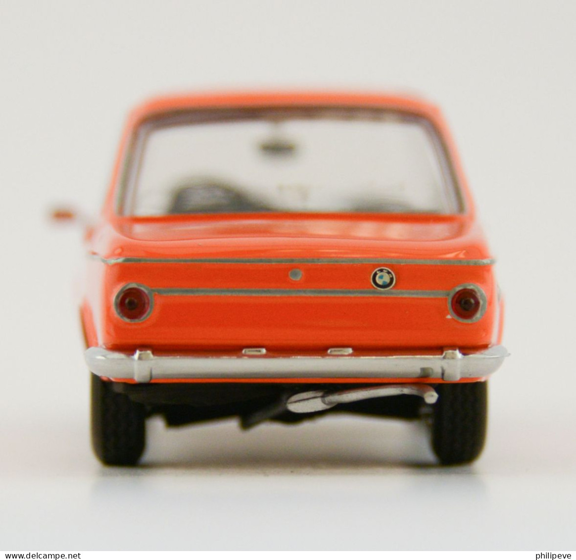 BMW 2002 - SCHUCO 1:43