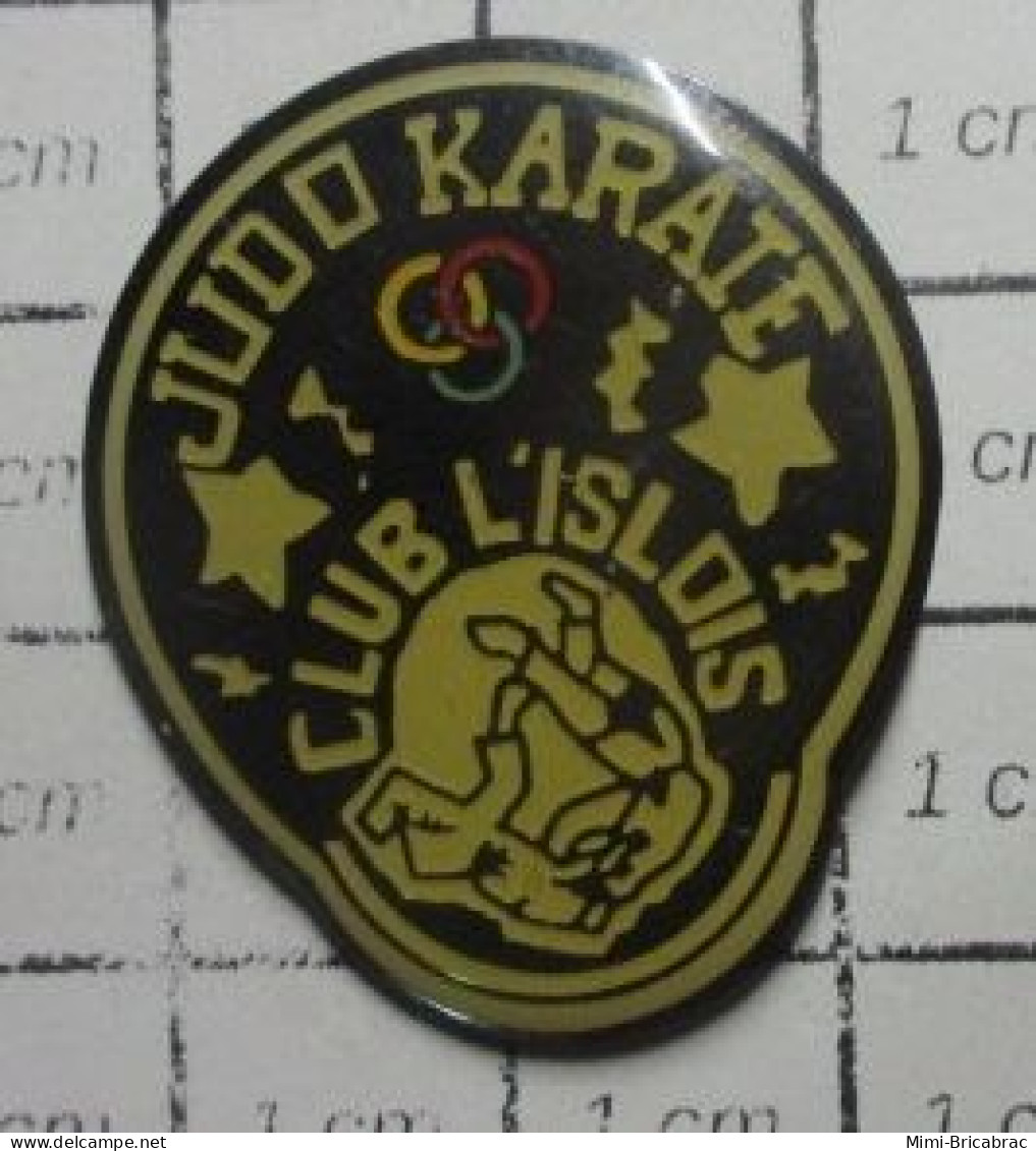 918B Pin's Pins / Beau Et Rare / SPORTS / JUDO KARATE CLUB L'ISLOIS - Judo