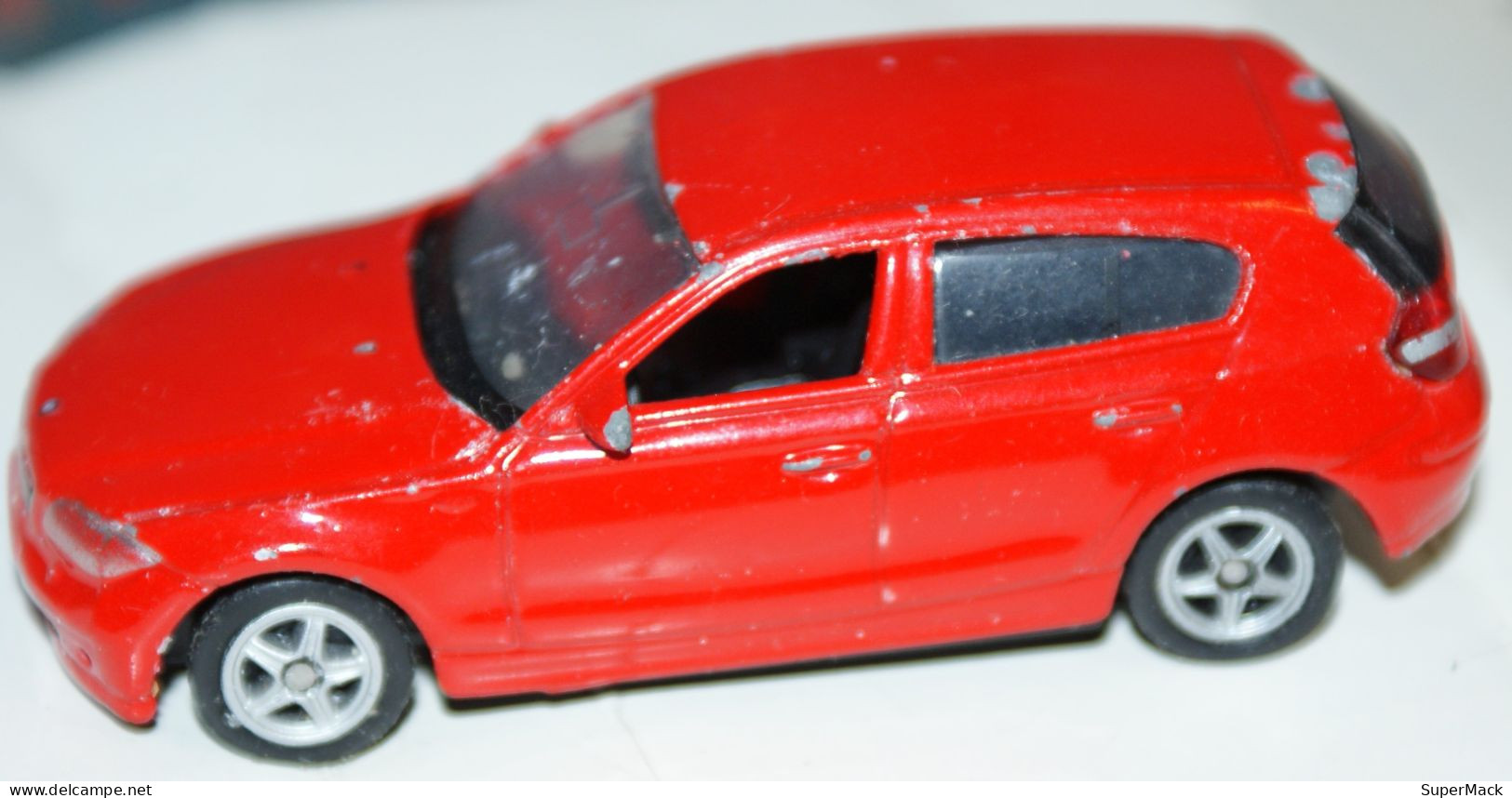 WELLY Voiture Miniature BMW 120i Rouge, échelle 1/50 Ou Inférieur - Welly