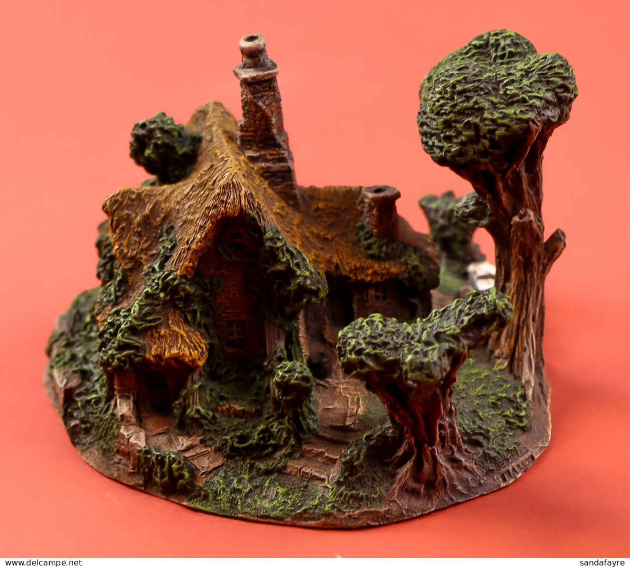 TERRY PRATCHETT - DISCWORLD MODEL: GRANNY WEATHERWAX'S COTTAGE By The Cunning Artificer.Â  - Other & Unclassified