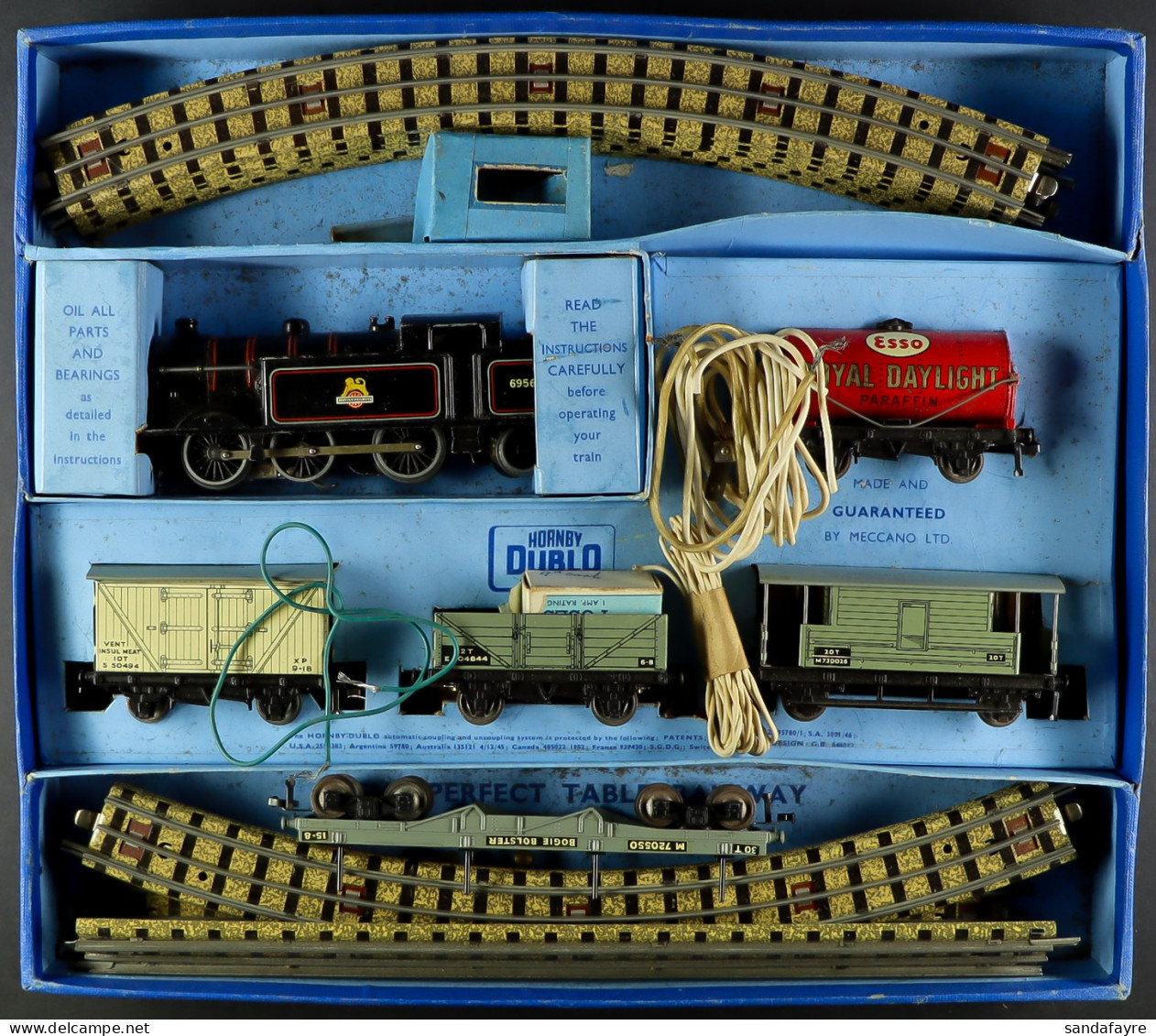 HORNBY DUBLO EDG7 '00' GOODS TRAIN SET With A Range Of Equipment. Includes Power Control Unit (untested), Tender (32005) - Sonstige & Ohne Zuordnung