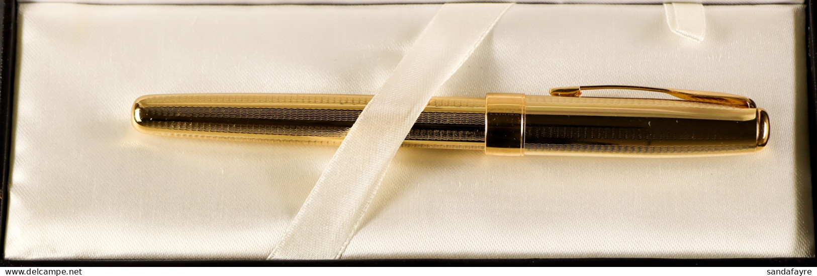 PARKER PEN With Gold Plated Nip (18k), Unused, In Presentation Box. - Andere & Zonder Classificatie
