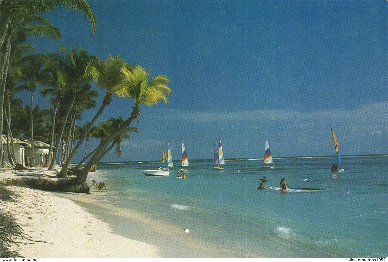 PUNTA CANA, BEACH, PLAGE, BOATS, SURF, DOMINICAN REPUBLIC - República Dominicana