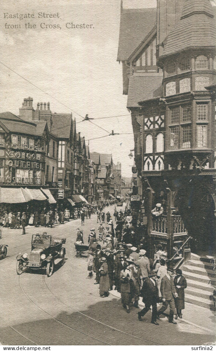 CHESHIRE - CHESTER - EASTGATE STREET FROM THE CROSS - ANIMATED Ch581 - Chester