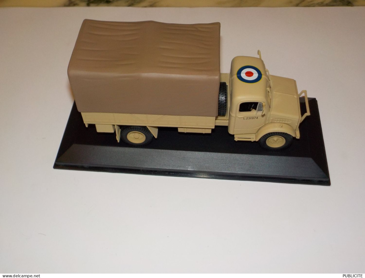 Miniature 1/43  Bedford Oyd 1942 - Militaria