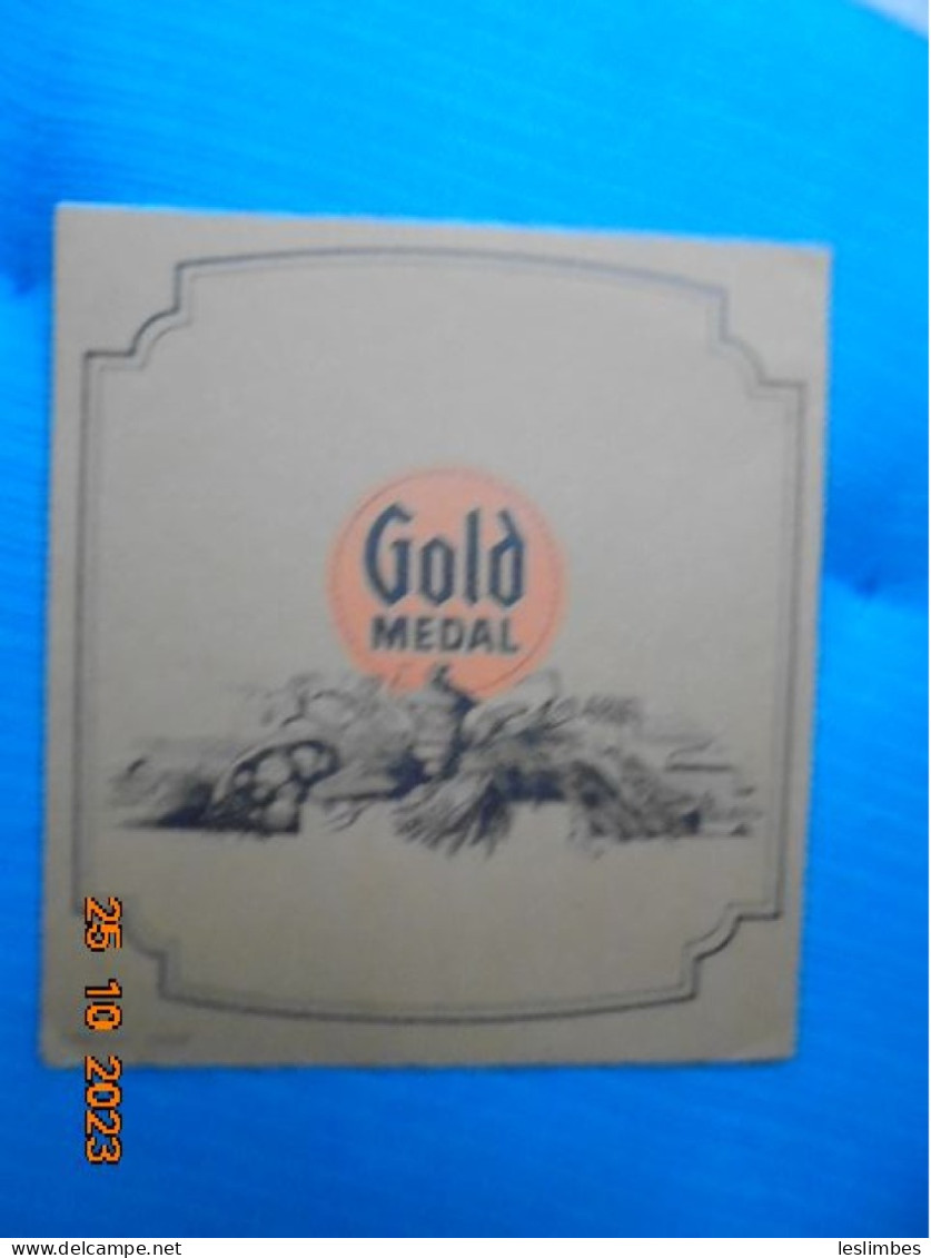 Whole Wheat Baking Book From Gold Medal Whole Wheat Flour - Cuisson Au Four