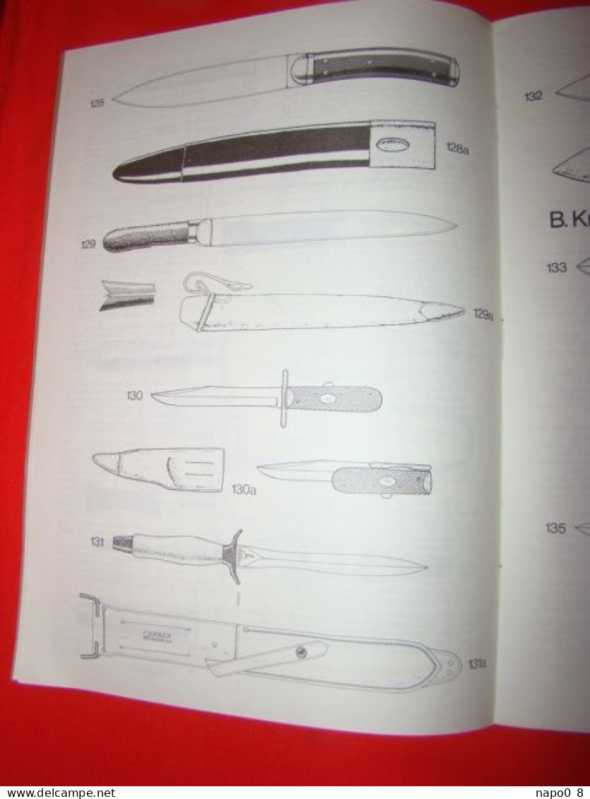 A PRIMER MILITARY KNIVES " Eurropean & Americn Combat Trench & Utility Knves " Par Gordon Hugues & Barry Jenkins Vol.2 - Anglais