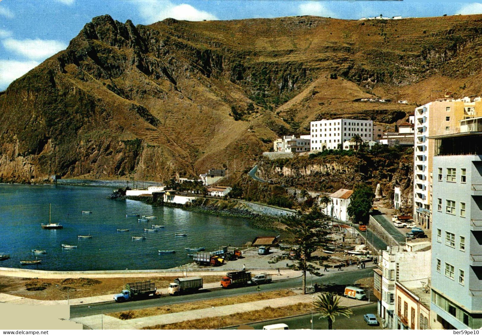 ESPAGNE ILES CANARIES SANTA CRUZ  VUE PARTIELLE D'UN COIN DU PORT - La Palma