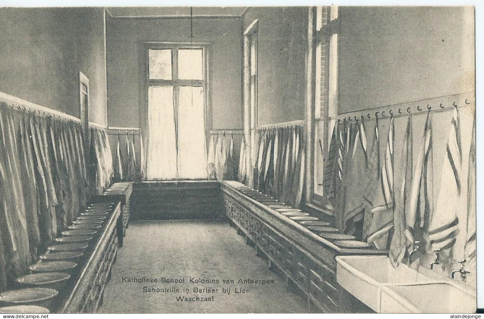 Berlaar - Schoolvilla - Waschzaal - 1910 - Berlaar