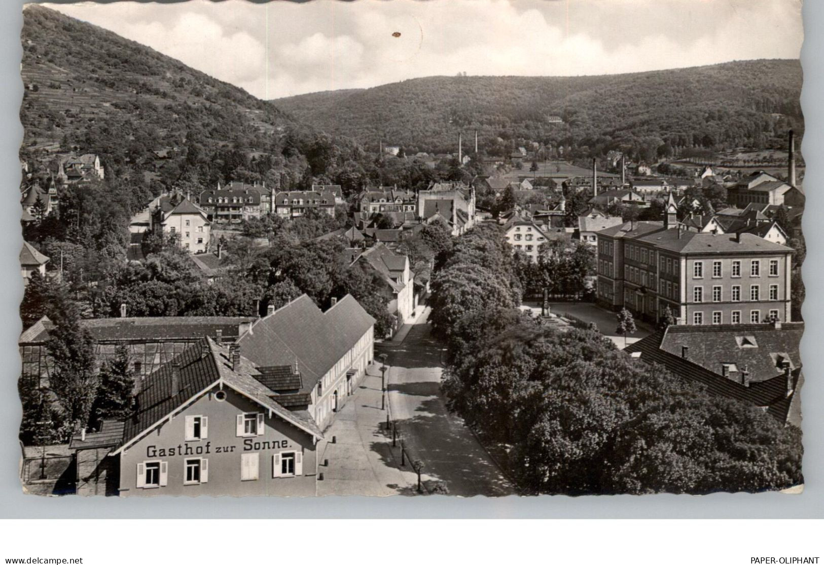 7505 ETTLINGEN, Gasthof Zur Sonne, Strassenpartie, 1954, Nadelloch - Ettlingen