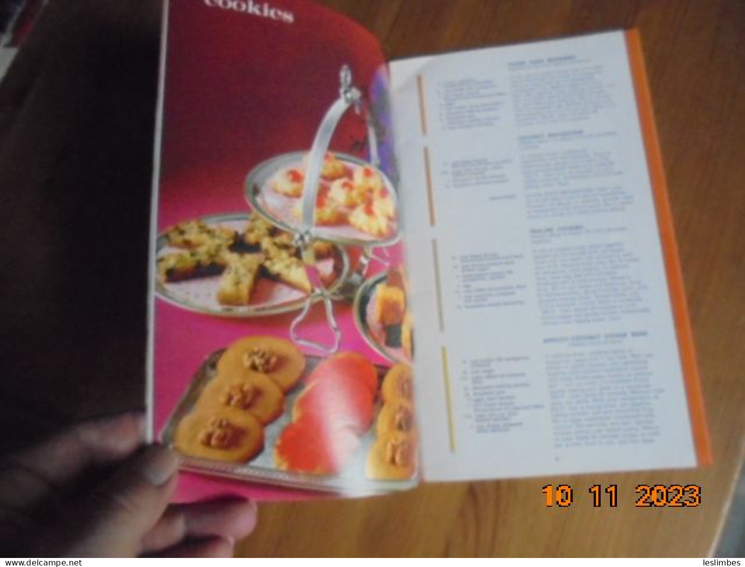 Dessert Lovers' Handbook. Borden Eagle Brand Sweetened Condensed Milk - American (US)