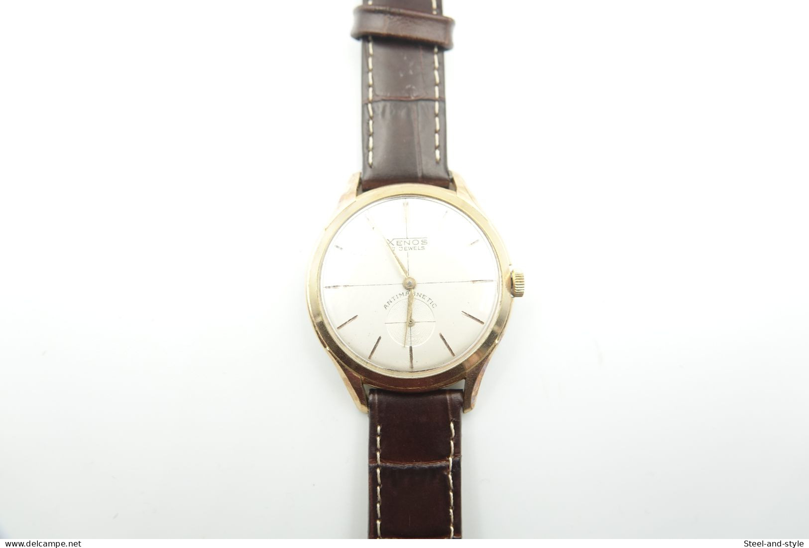 Watches : XENOS CROSSHAIR DIAL HAND WIND 17 JEWELS ANTIMAGNETIC - Original - Running - - Montres Haut De Gamme