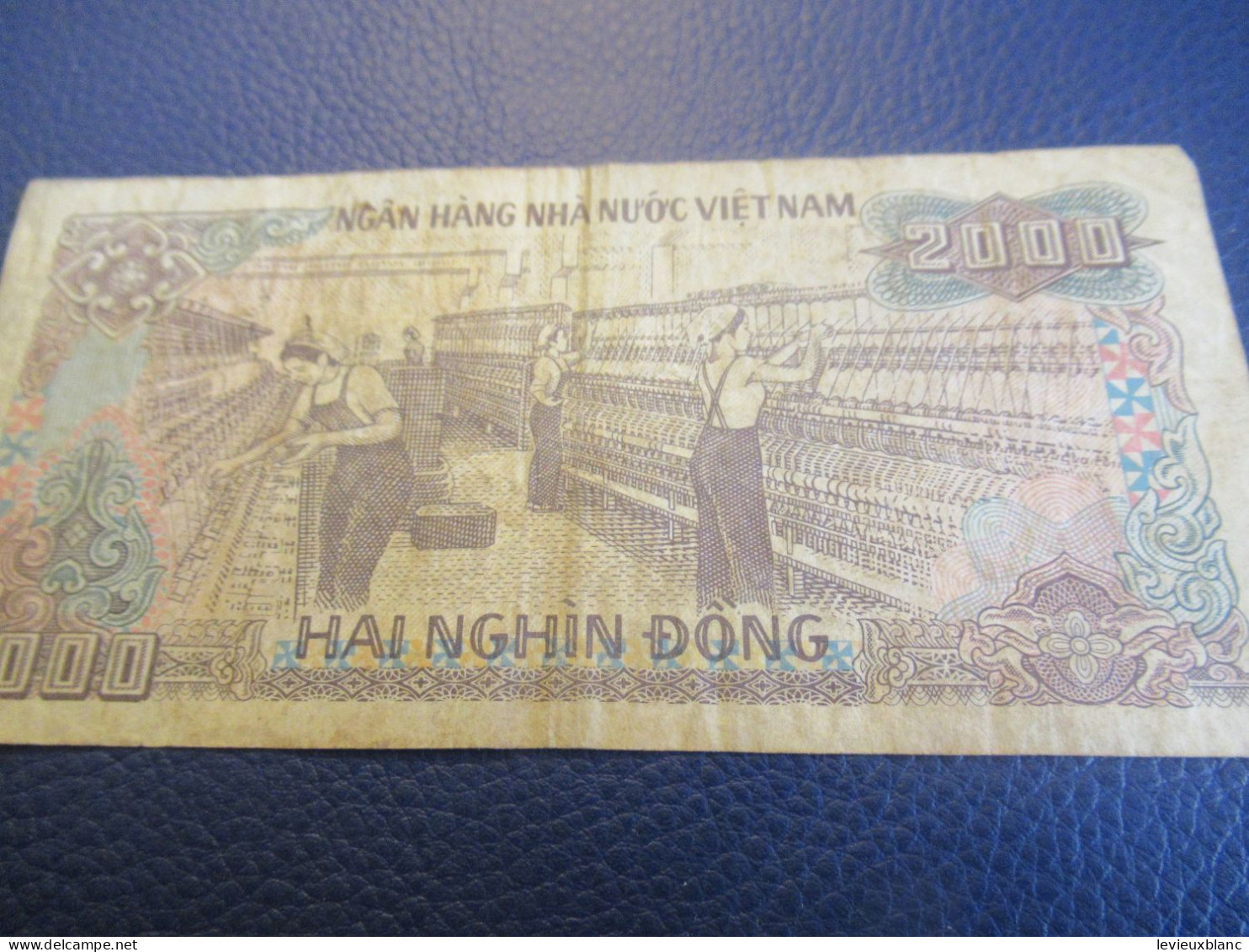 Viet-Nam/ 2000 Hainghin Dong /HO CHI MIN/ 1988    BILL225 - Vietnam