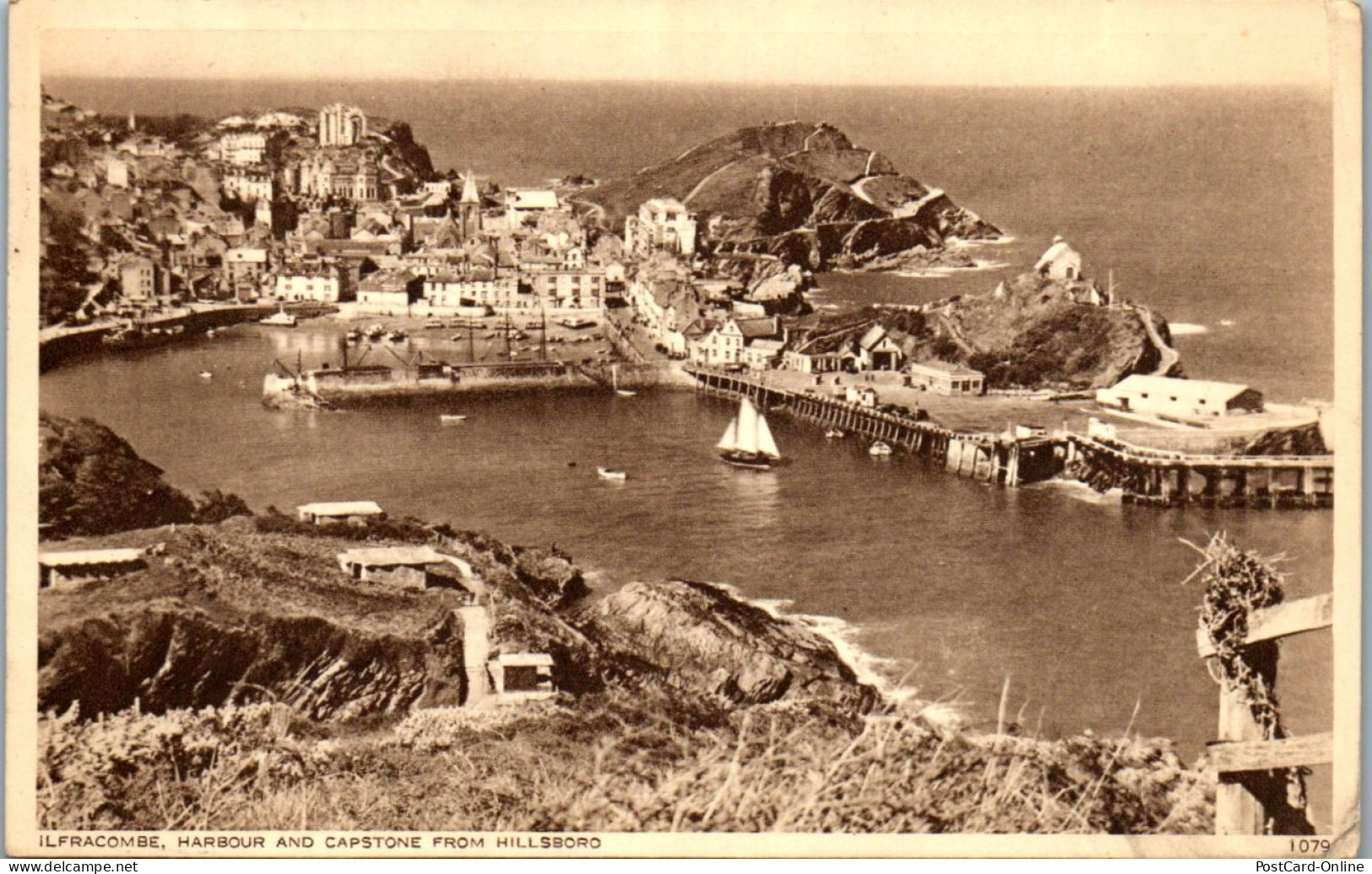 46026 - Großbritannien - Ilfracombe , Harbour And Capstone From Hillsbord - Gelaufen 1952 - Ilfracombe