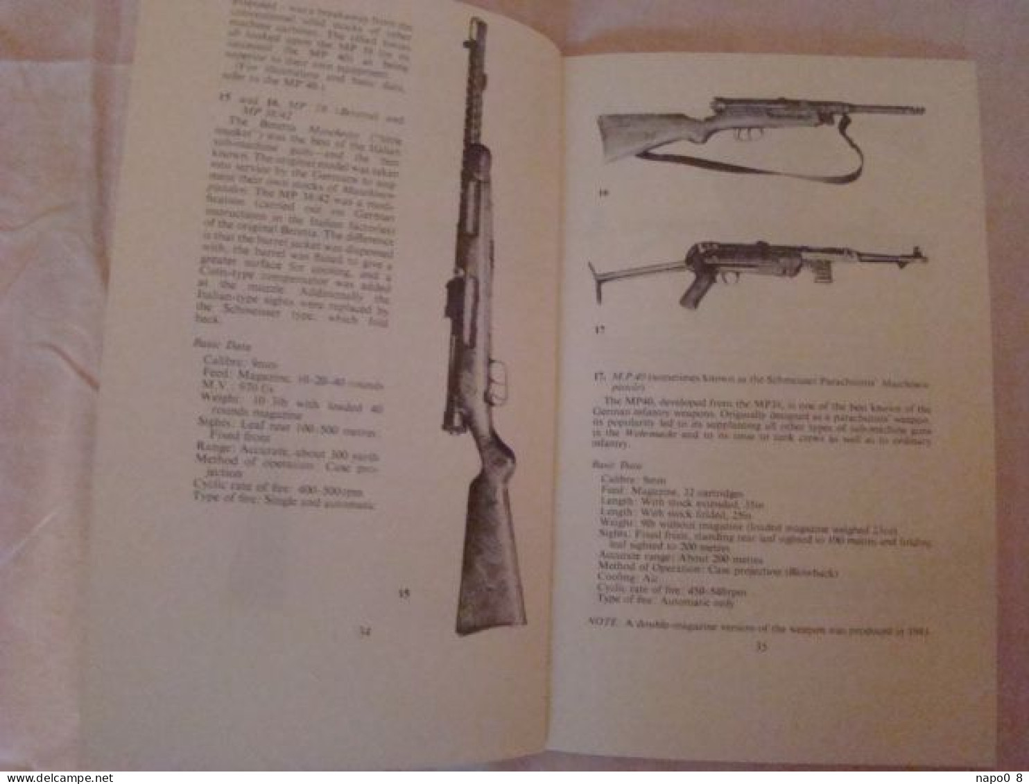 German  Infantry Weapons Of World War 2 " AJ Barker " - Inglés