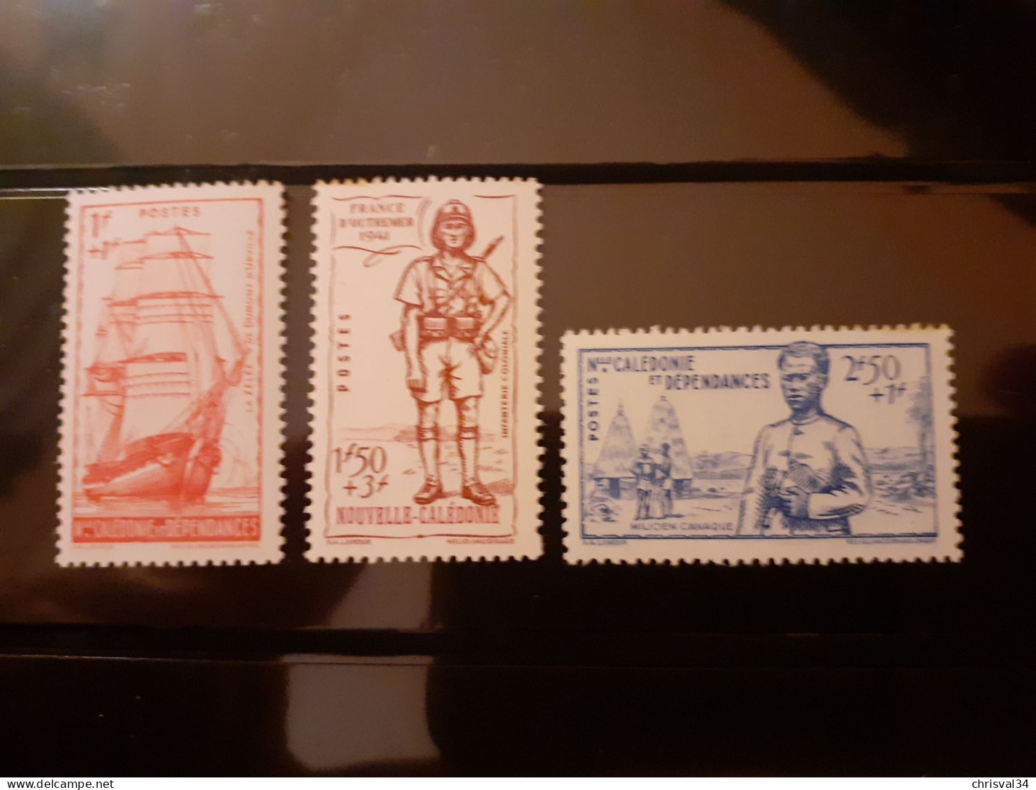 TIMBRES   NOUVELLE  CALEDONIE  DEFENCE DE L'EMPIRE  N  190  A  192    COTE 10,50  EUROS   NEUFS  SANS  CHARNIERES - Nuovi