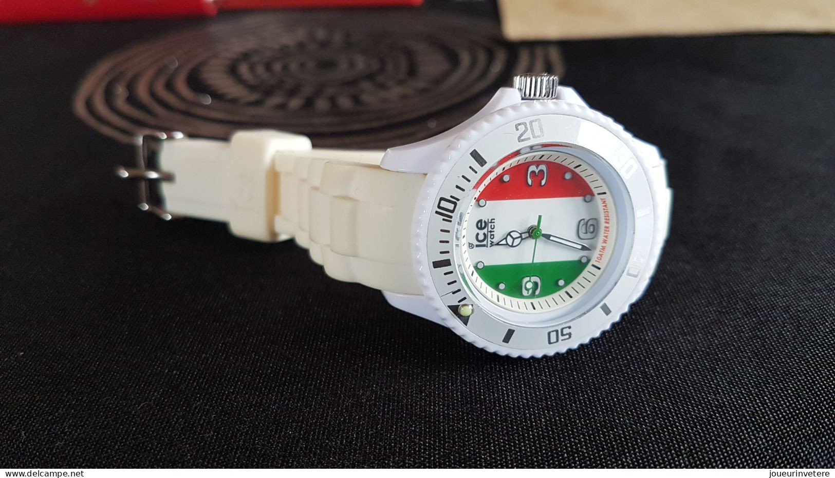 Montre De Femme Ice Avec Drapeau Italien TTB ETAT - Schmuckuhren