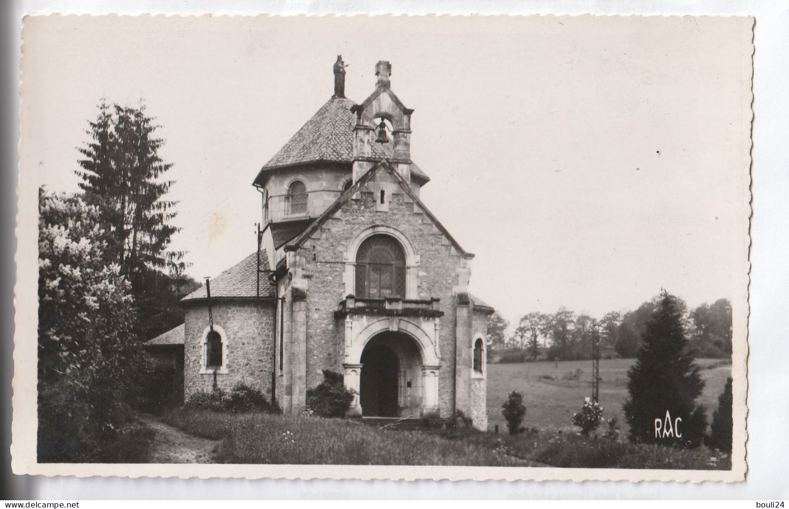 EYGURANDE EN CORREZE  CHAPELLE NOTRE DAME  CARTE  CIRCULEE - Eygurande