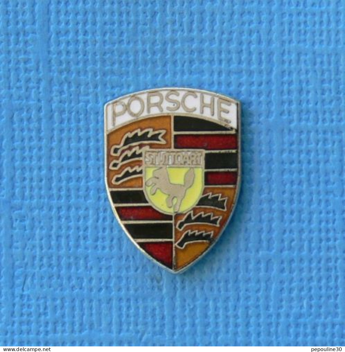 1 PIN'S //  ** LOGO / PORSCHE STUTTGART ** - Porsche