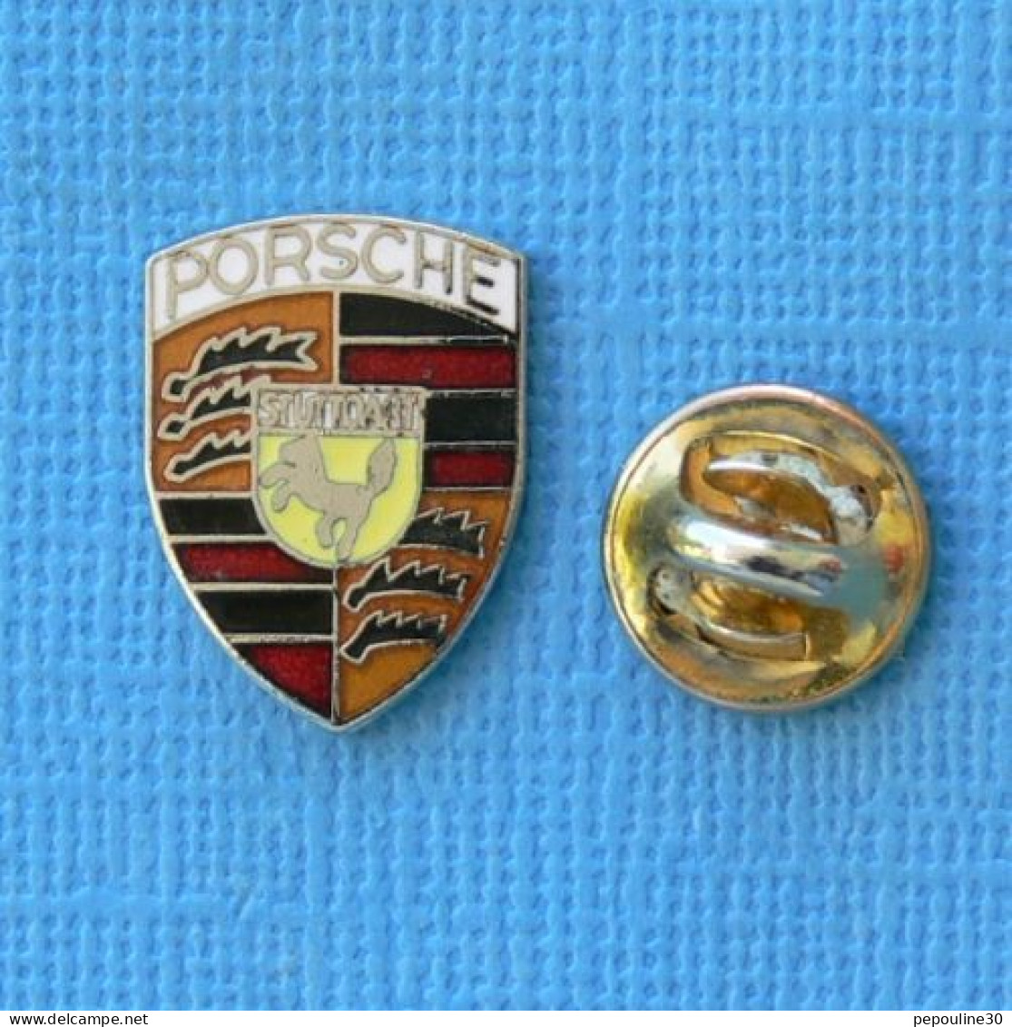 1 PIN'S //  ** LOGO / PORSCHE STUTTGART ** - Porsche