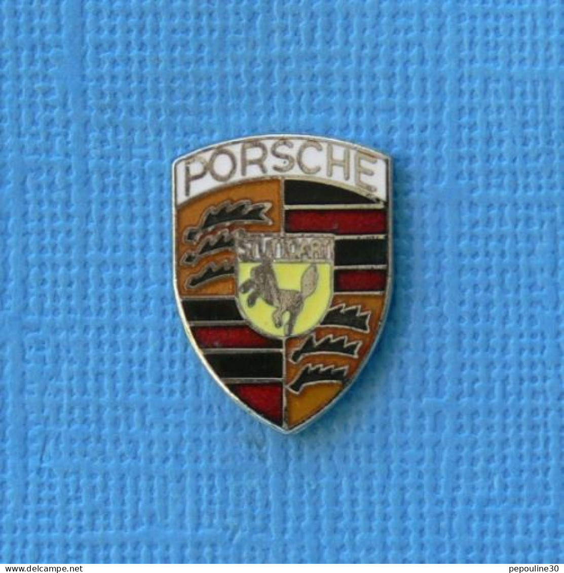 1 PIN'S //  ** LOGO / PORSCHE STUTTGART ** - Porsche