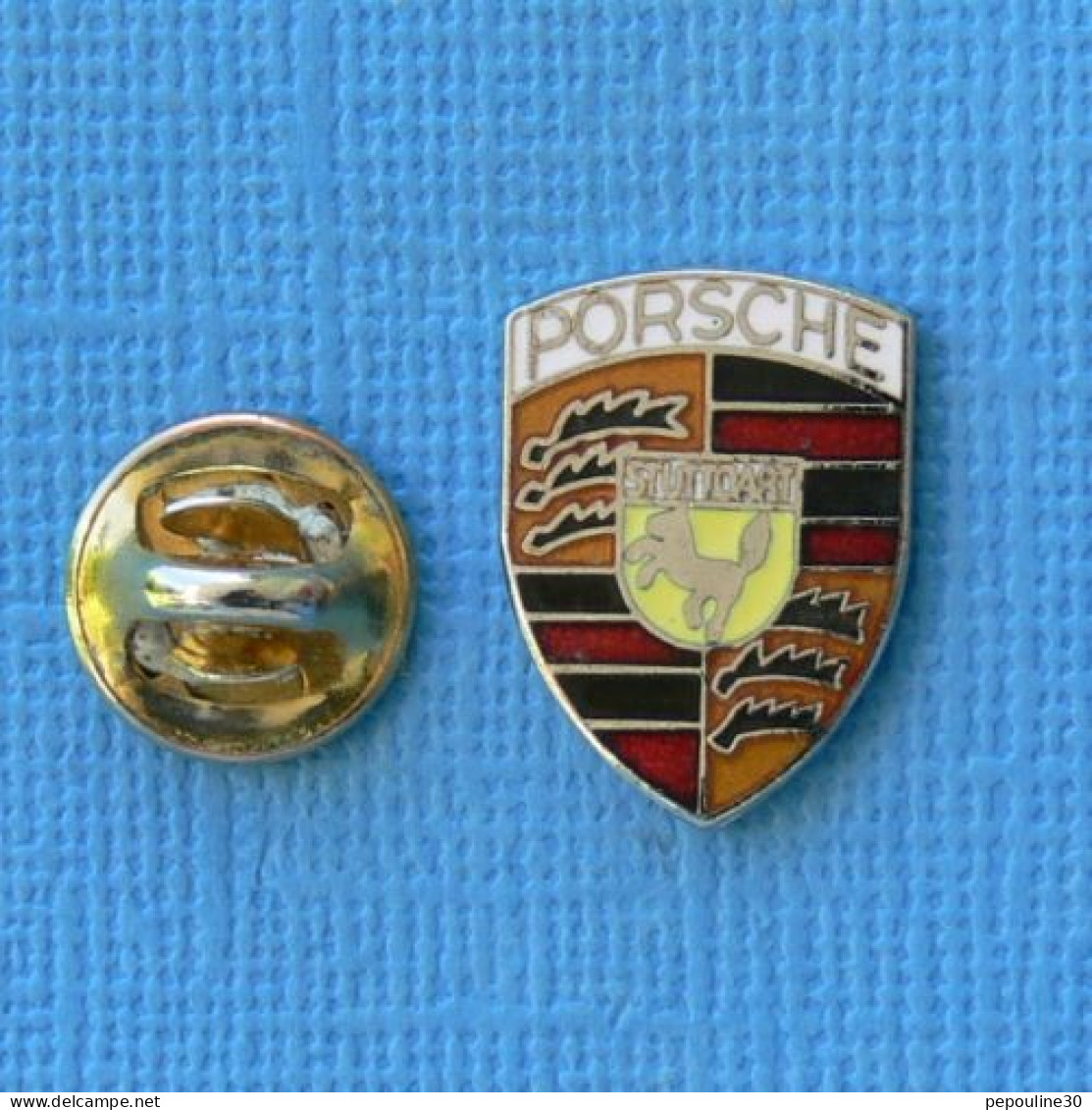 1 PIN'S //  ** LOGO / PORSCHE STUTTGART ** - Porsche