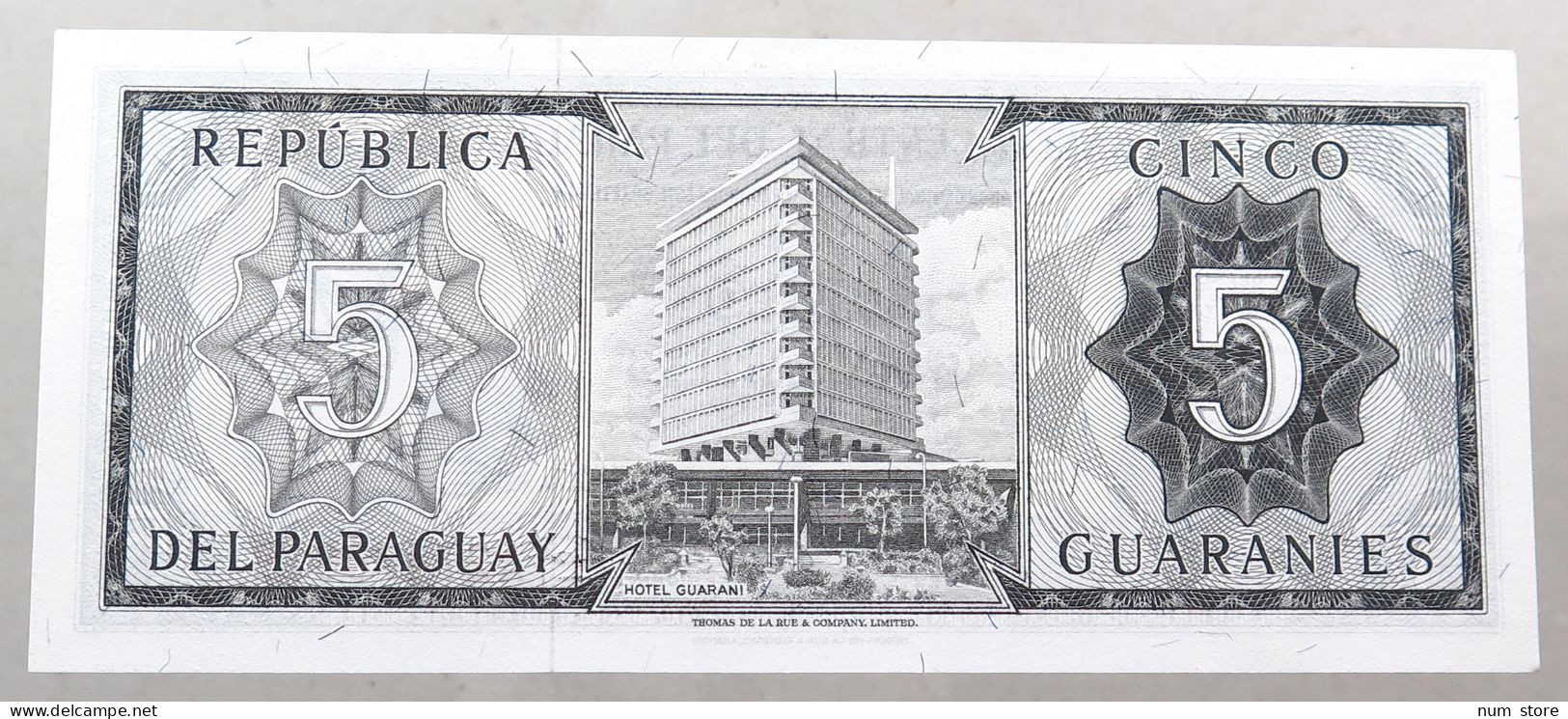 PARAGUAY 5 GUARANIES 1952  #alb050 0405 - Paraguay