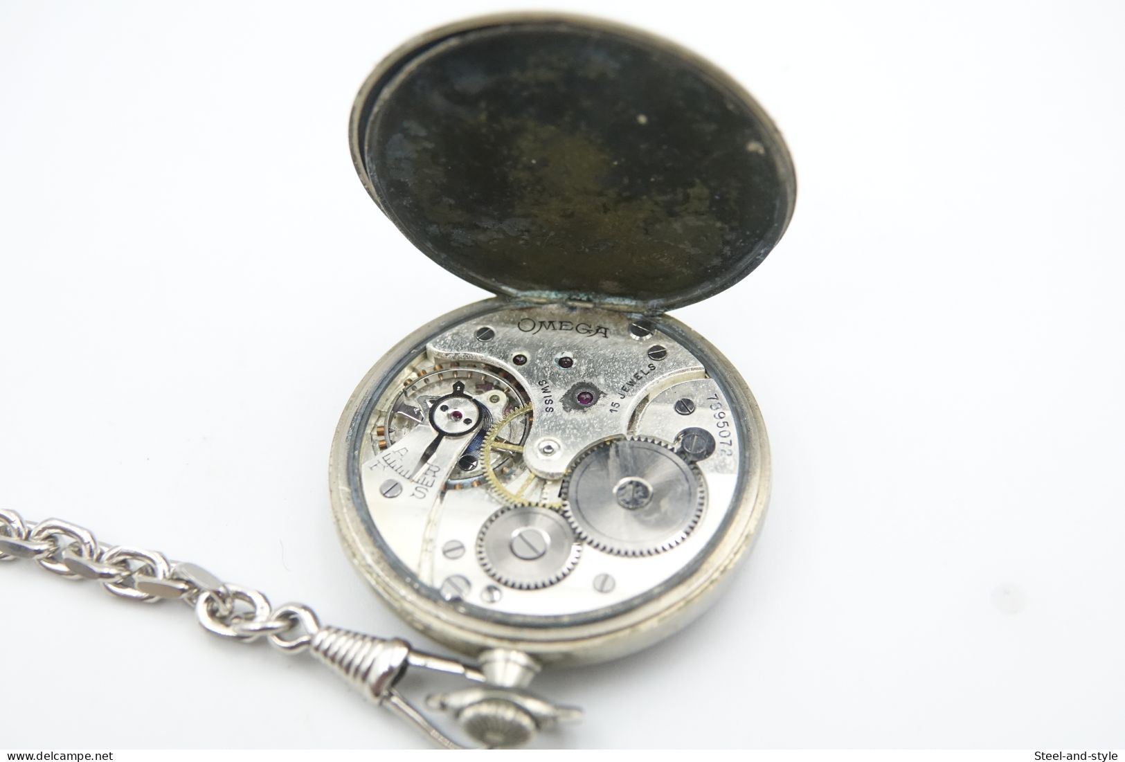 watches : OMEGA HAND WIND VINTAGE MEN POCKET WATCH - 720174 - original - running - excelent condition