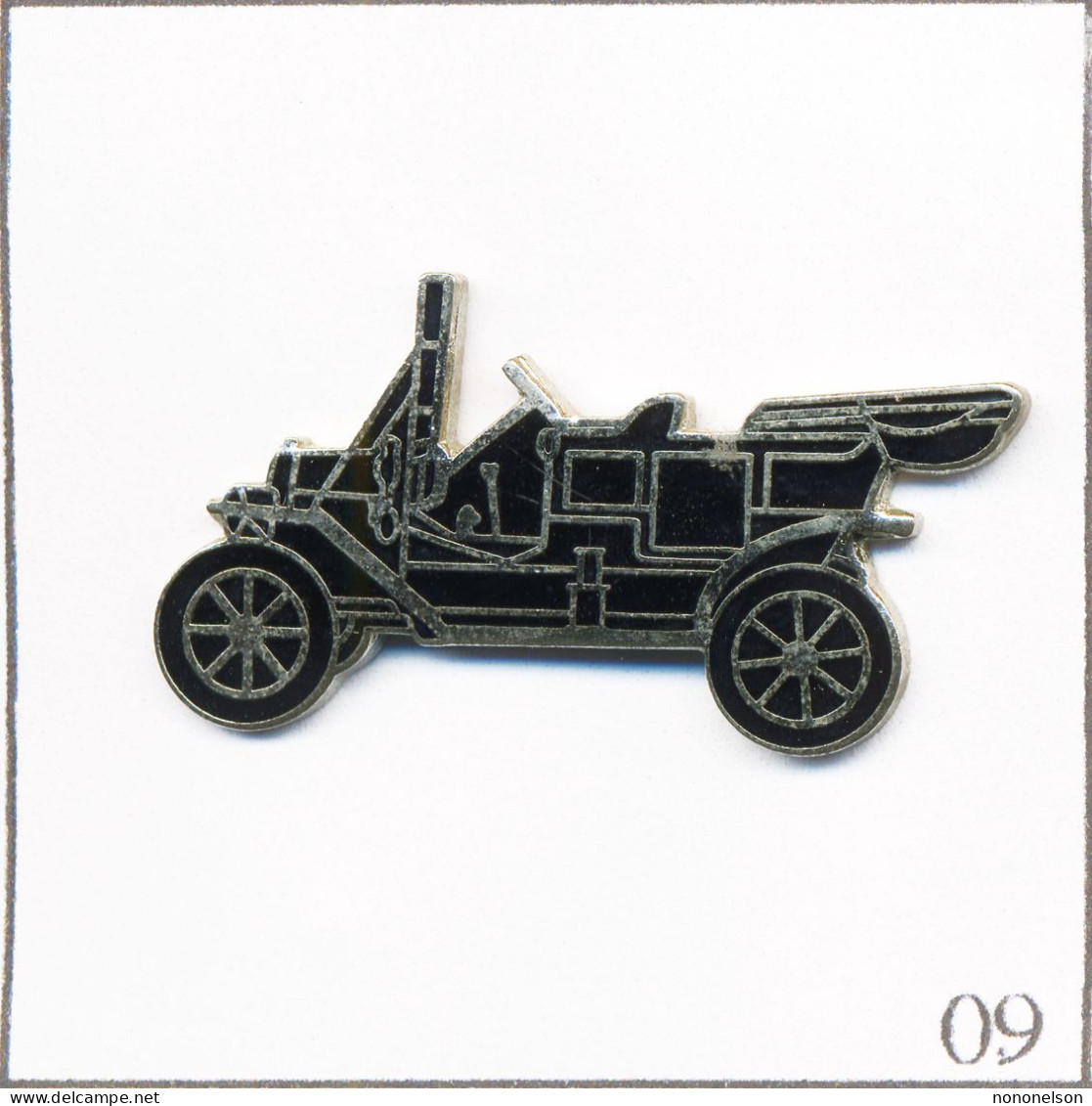 Pin's Automobile - Ford / Modèle T 1908. Non Estampillé. EGF. T670-09 - Ford