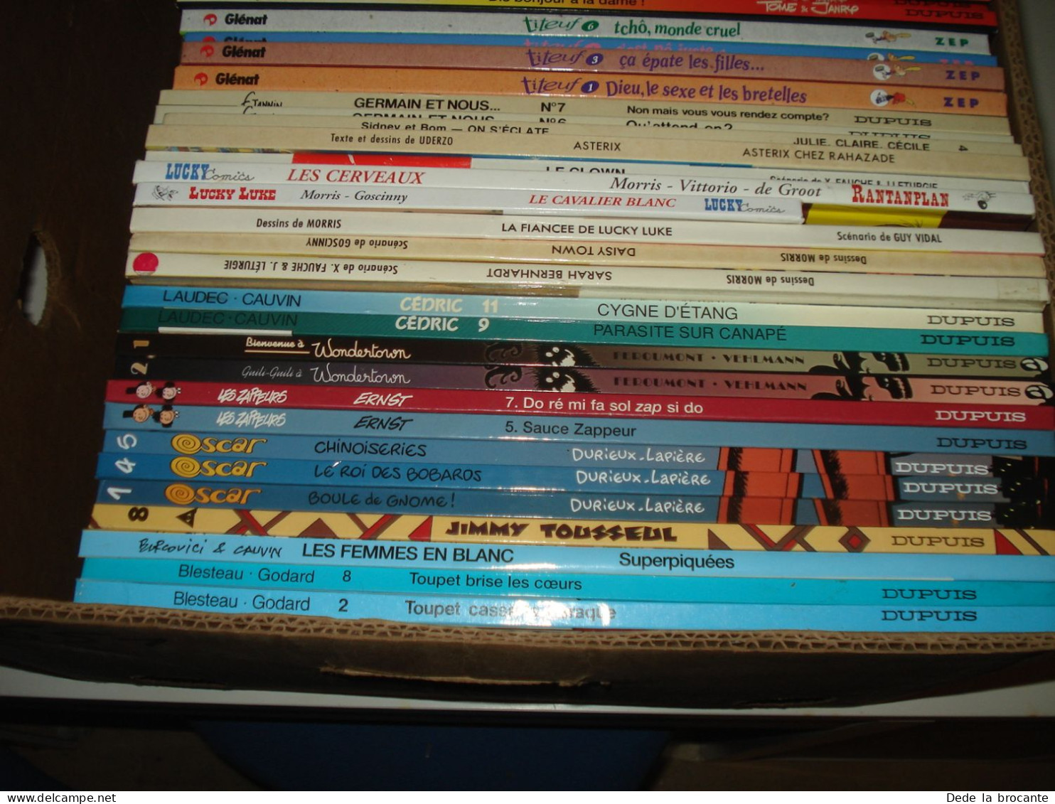 C51 / Gros Lot De 60 BD - Titeuf Schtroumpfs Psys Cédric Lucky-Luke Et Autres  - Etat Neuf - Paquete De Libros