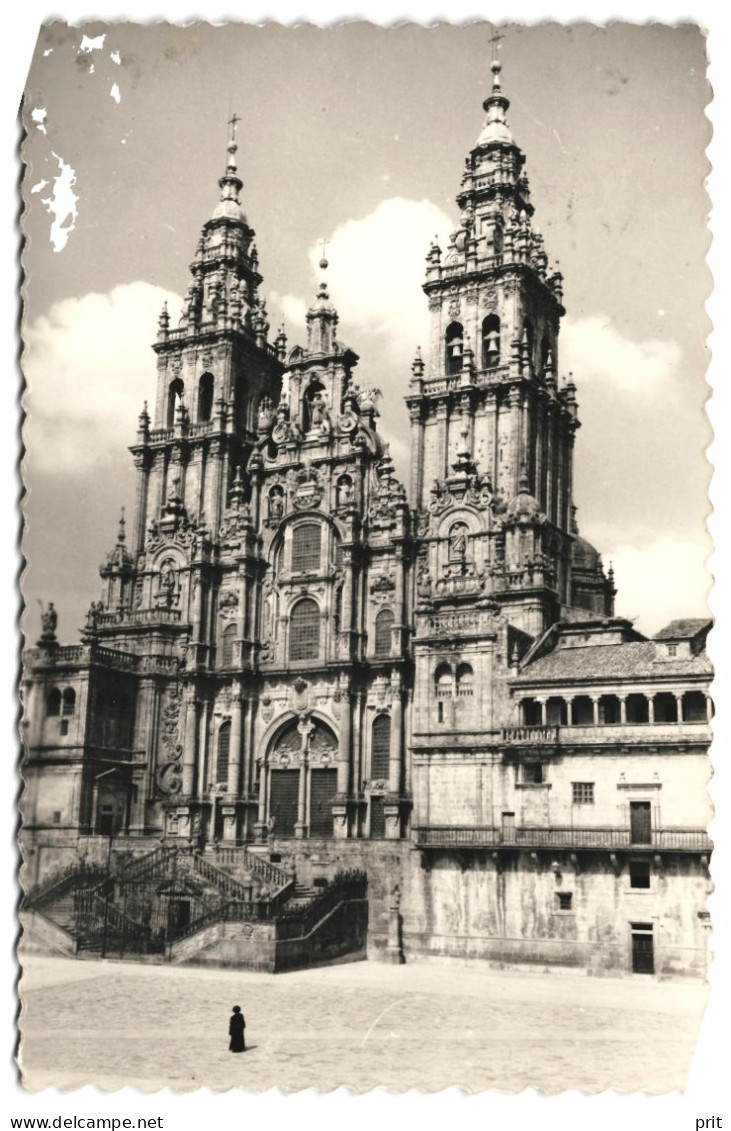 Palma Granada Toledo Zaragoza Tarragona El Escorial Santiago Spain 1950-60s Lot of 12 Used Franco era Photo Postcards